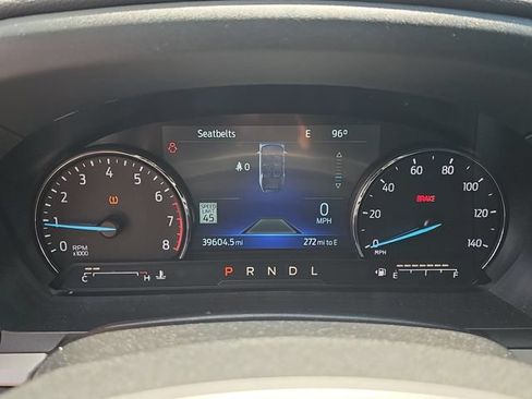 Used 2023 Ford Explorer XLT w/ Equipment Group 202A RWD image 15