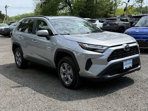 Used 2025 Toyota RAV4 XLE w/ Convenience Package image 1