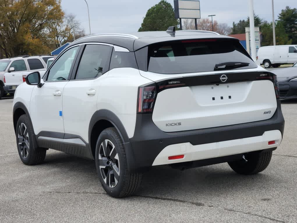 Used 2026 Nissan Kicks SV w/ Cold Weather Package AWD/4WD image 4