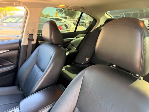 Used 2015 INFINITI Q50 Premium w/ Navigation Package RWD image 10