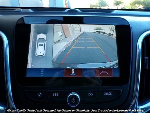 Used 2018 Chevrolet Equinox Premier image 36