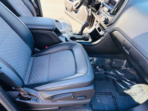 Used 2019 Chevrolet Colorado Z71 image 39