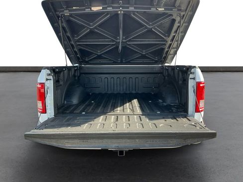 Used 2015 Ford F150 XLT w/ Equipment Group 302A Luxury image 24