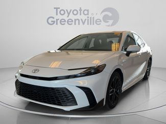 Used 2025 Toyota Camry SE FWD video 1