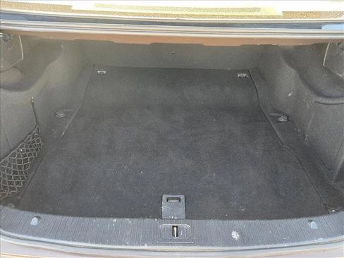 Used 2014 Mercedes-Benz E 350 Sedan image 6