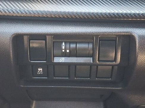 Used 2018 Subaru Impreza 2.0i Premium w/ Popular Package #1 AWD/4WD image 23