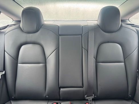 Used 2021 Tesla Model 3 Long Range AWD/4WD image 21
