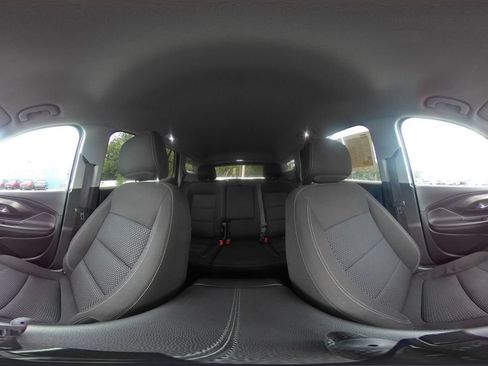 Used 2024 GMC Terrain SLE FWD image 41