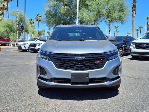 Used 2024 Chevrolet Equinox RS FWD image 2