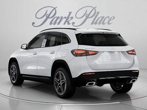Used 2026 Mercedes-Benz GLA 250 image 14