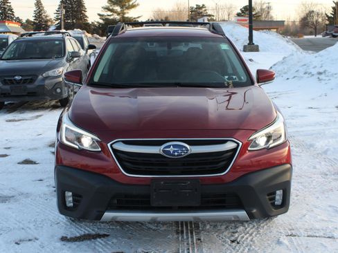 Used 2022 Subaru Outback Limited image 2