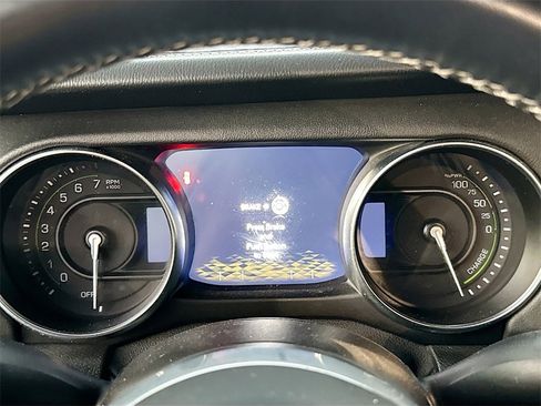 Used 2021 Jeep Wrangler Unlimited Sahara image 13