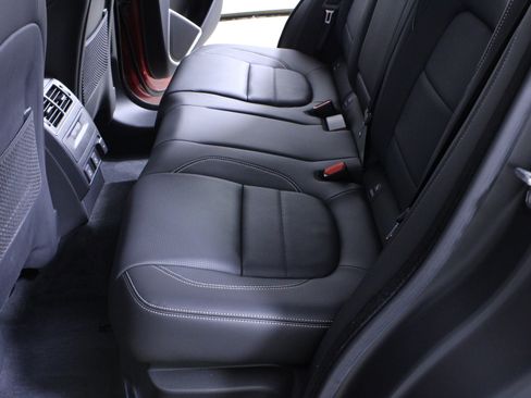 Used 2026 Jaguar F-PACE R-Dynamic S image 11