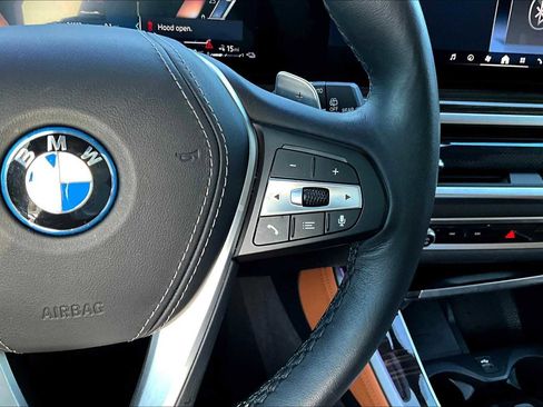 Certified 2024 BMW X5 xDrive50e w/ Premium Package image 24