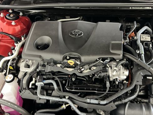 Used 2025 Toyota Camry XSE AWD/4WD image 27