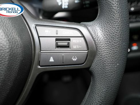 Certified 2024 Honda HR-V LX image 34