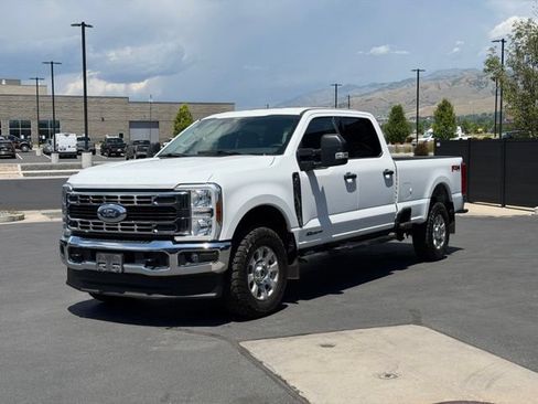Used 2024 Ford F250 XLT w/ FX4 Off-Road Package AWD/4WD image 6