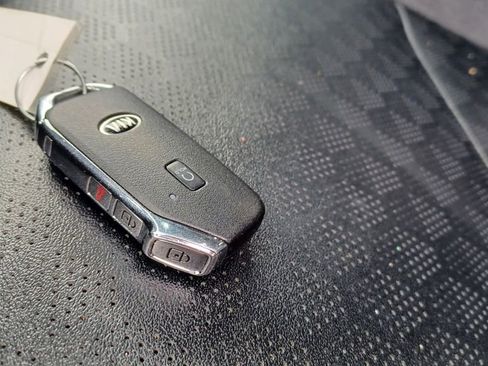 Used 2021 Kia Seltos SX image 10