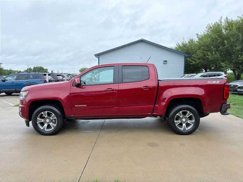 Used 2018 Chevrolet Colorado Z71 AWD/4WD image 3