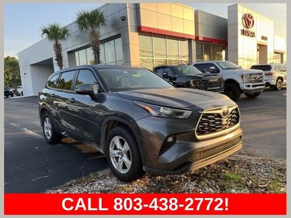 Used 2024 Toyota Highlander LE