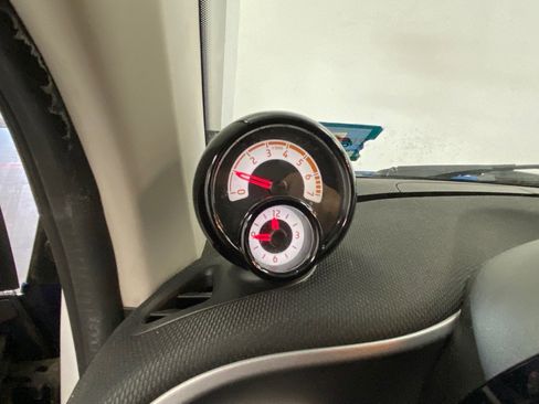 Used 2017 smart fortwo Prime RWD image 34