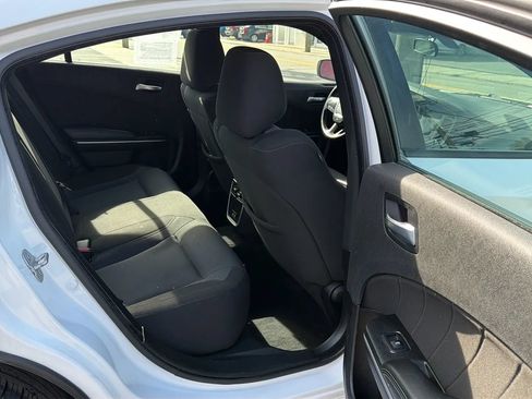 Used 2022 Dodge Charger SXT RWD image 25