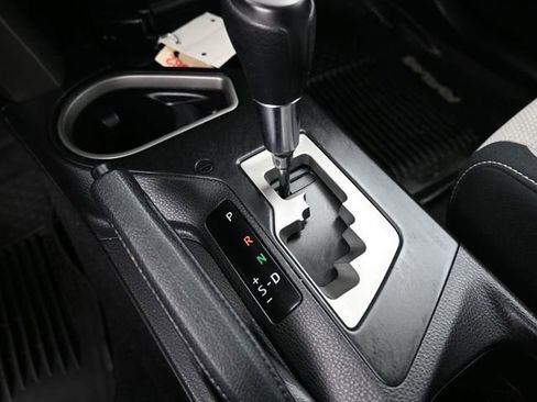 Used 2017 Toyota RAV4 XLE image 18