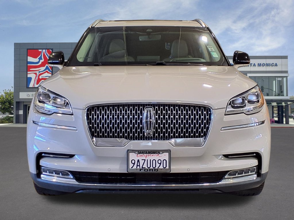 Used 2022 Lincoln Aviator Reserve w/ Equipment Group 201A RWD image 2