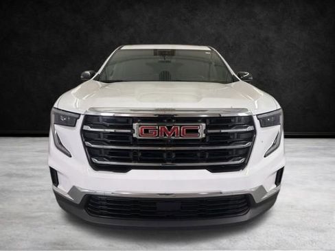 Used 2025 GMC Acadia Elevation image 4