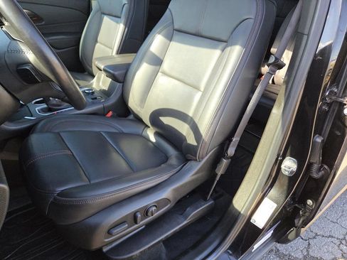 Used 2022 Chevrolet Traverse RS w/ LPO, Floor Liner Package AWD/4WD image 26