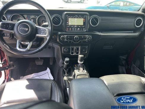 Used 2021 Jeep Gladiator Overland AWD/4WD image 6