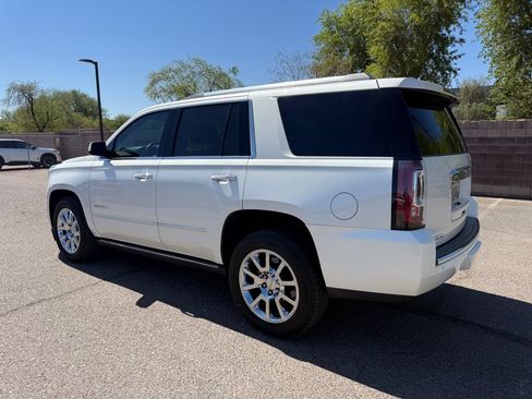 Used 2015 GMC Yukon Denali w/ Touring Package AWD/4WD image 7