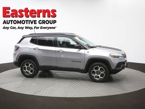 Used 2022 Jeep Compass Trailhawk w/ Trailhawk Elite Group AWD/4WD image 48