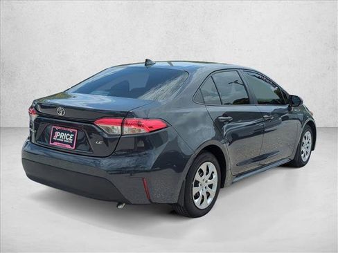 Certified 2025 Toyota Corolla LE FWD image 5