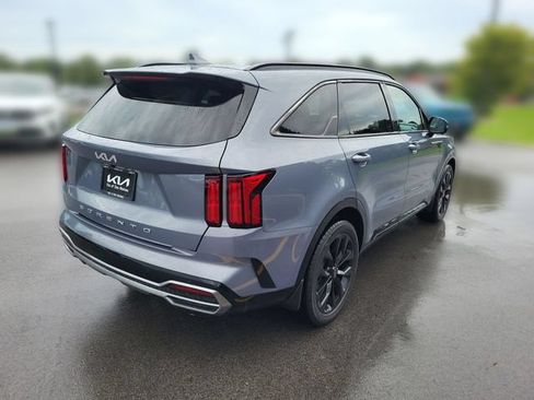 Certified 2022 Kia Sorento SX FWD image 9