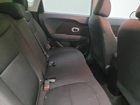 Used 2019 Kia Soul image 19