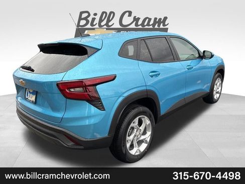 New 2026 Chevrolet Trax LS image 32