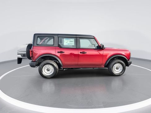 New 2025 Ford Bronco 4-Door AWD/4WD image 9