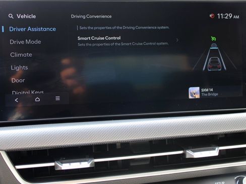Used 2025 Hyundai Sonata SEL FWD image 31