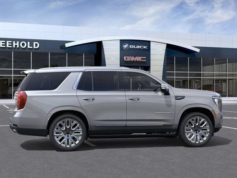 New 2026 GMC Yukon Denali Ultimate w/ LPO, Illumination Package AWD/4WD image 5