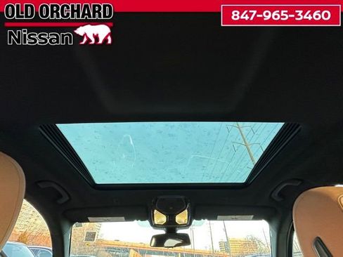 Used 2023 BMW 530i xDrive 530i xDrive w/ Premium Package image 15