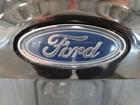 Used 2015 Ford Focus SE FWD image 16