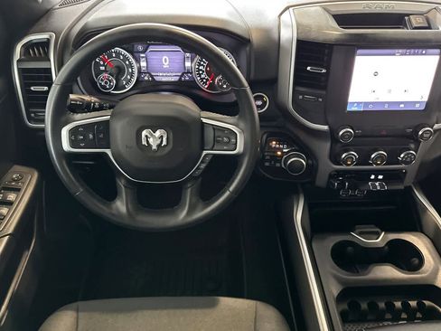 Used 2022 RAM 1500 Big Horn AWD/4WD image 14