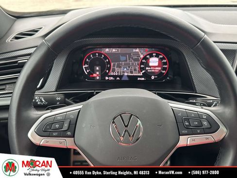 Certified 2024 Volkswagen Atlas Cross Sport SEL R-Line AWD/4WD image 22