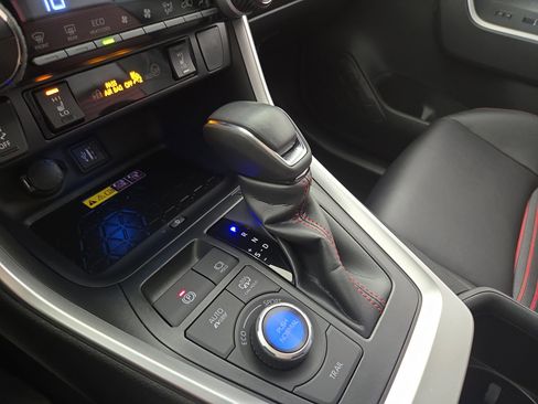 Used 2024 Toyota RAV4 XSE image 24