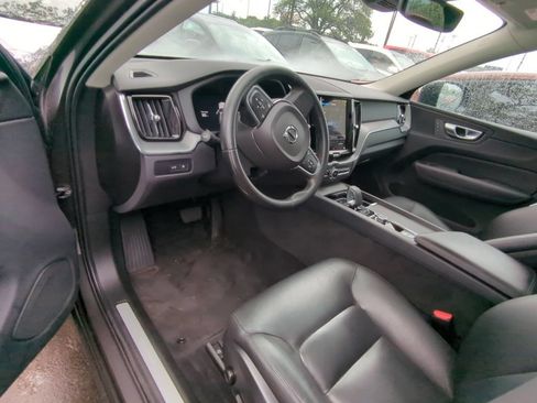 Used 2024 Volvo XC60 T8 Core AWD/4WD image 7