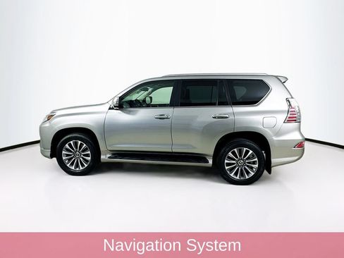 Used 2020 Lexus GX 460 Luxury w/ Accessory Package AWD/4WD image 4