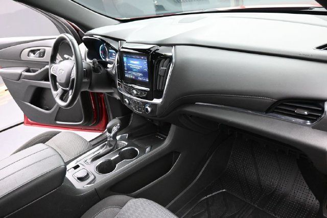 Used 2024 Chevrolet Traverse LT FWD image 36