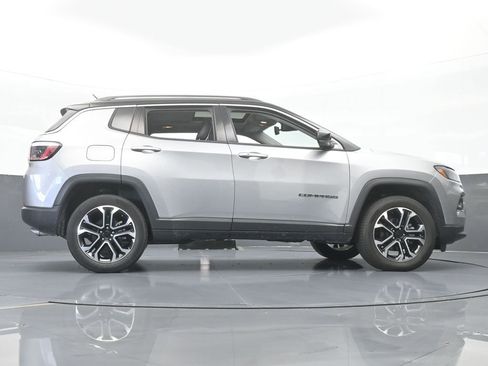 Used 2022 Jeep Compass Limited w/ Sun and Sound Group image 59