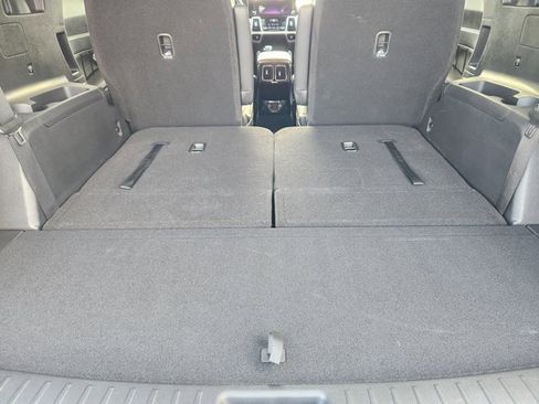 Certified 2023 Kia Sorento SX image 33